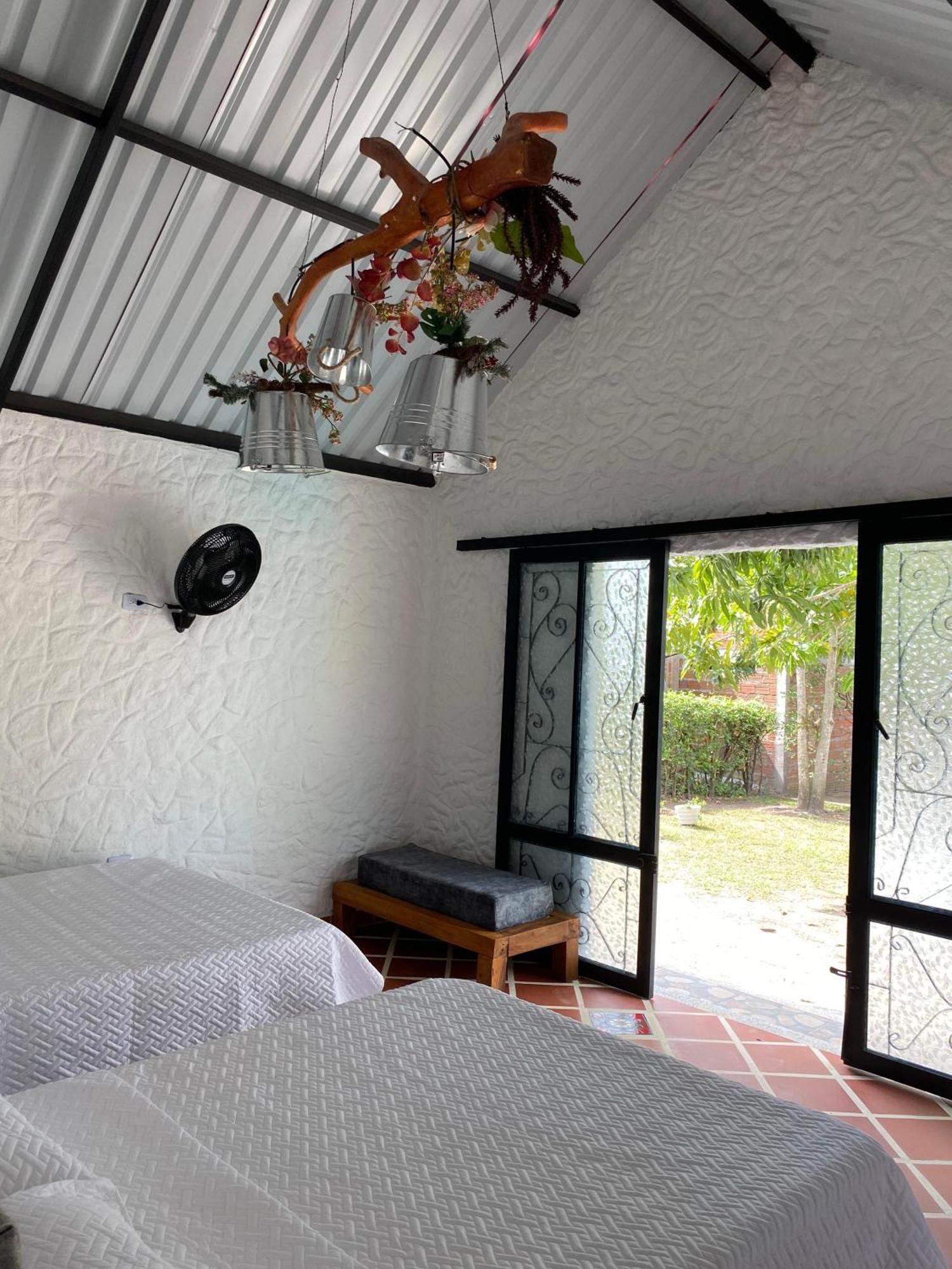Villa Del Prado Gigante 外观 照片